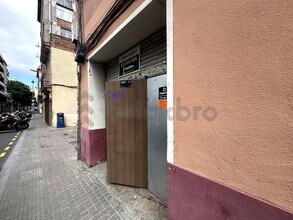 Local commercial dans Barcelone, Barcelona à louer Photo de l’immeuble– Image 2 sur 19