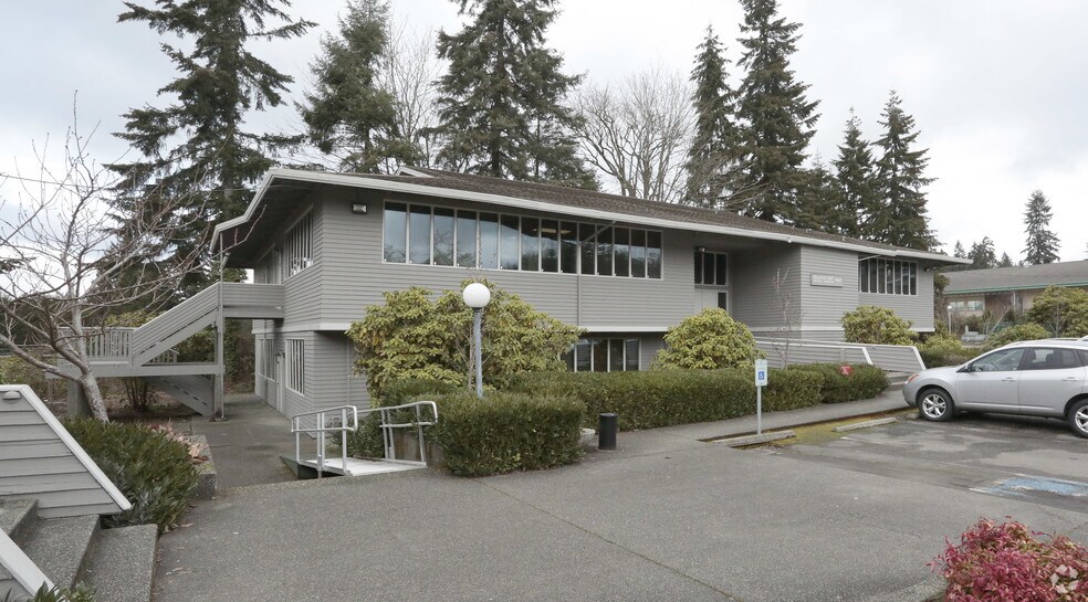 14042 NE 8th St, Bellevue, WA à louer - Photo principale – Image 1 sur 10