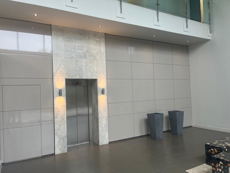 2 Station Ct, Londres à louer - Photo intérieure – Image 2 sur 14