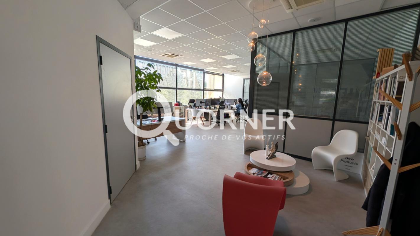 Bureau dans Fréjus à vendre Photo de l’immeuble– Image 1 sur 8