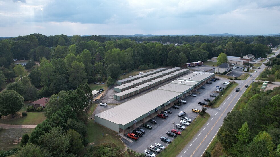 838 Powdersville Rd, Easley, SC à louer - Photo de l’immeuble – Image 2 sur 3