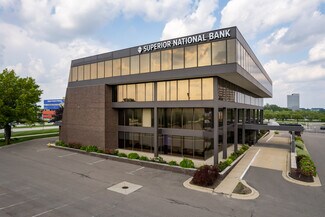 Plus de détails pour 363 W Big Beaver Rd, Troy, MI - Bureau à louer