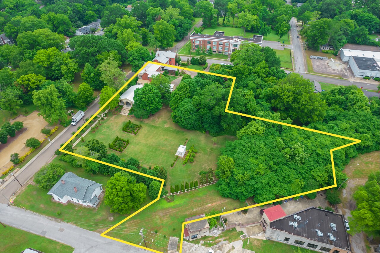 204 E Deaderick St, Jackson, TN à vendre Photo principale– Image 1 sur 44