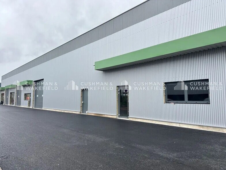 Local d'activités dans Scherwiller à vendre - Photo de l’immeuble – Image 2 sur 7