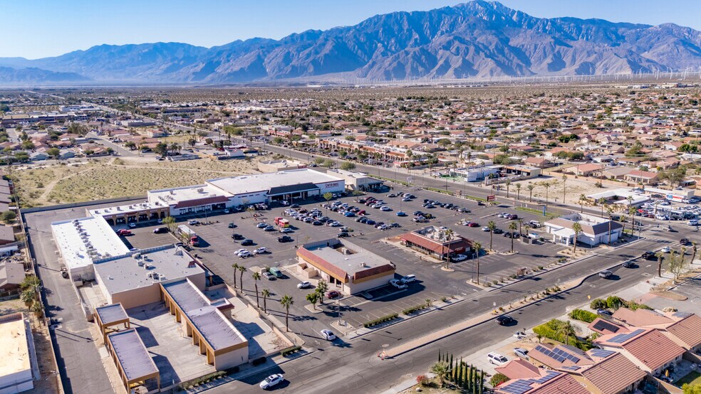 13180-13190 Palm Dr, Desert Hot Springs, CA à louer - Photo de l’immeuble – Image 2 sur 9