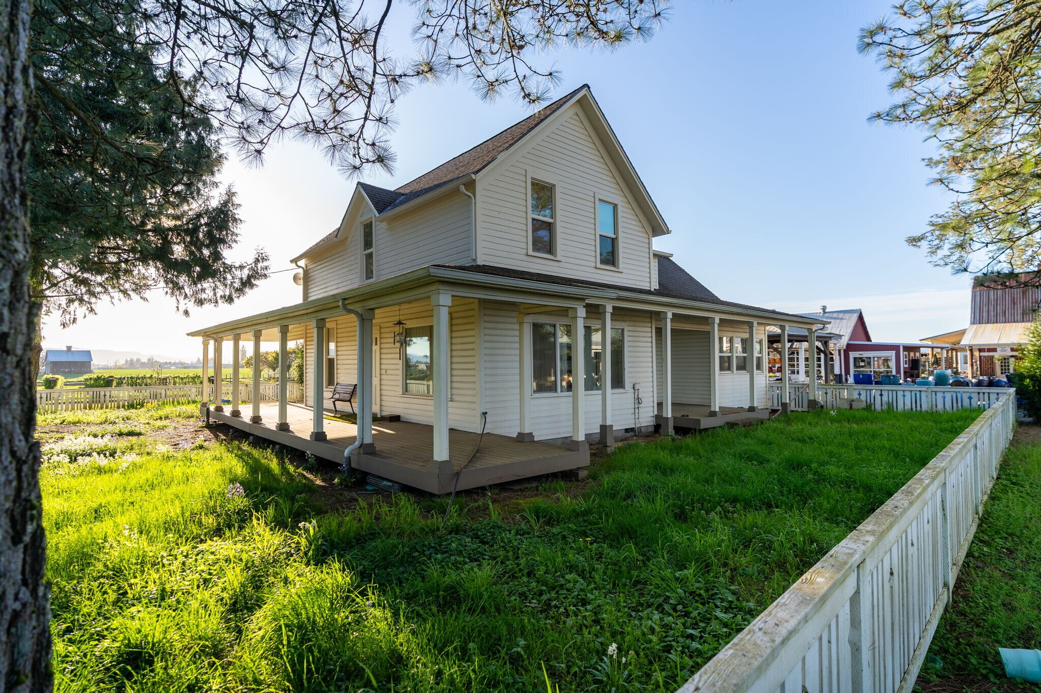 7601 NW Milne Rd, Cornelius, OR à vendre Photo principale– Image 1 sur 56