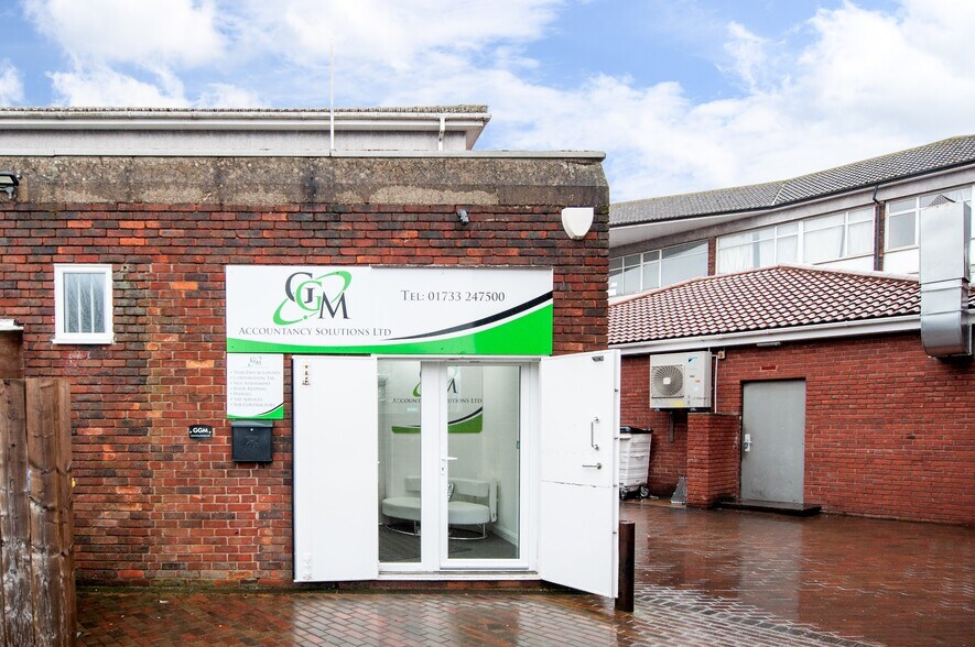 Malting Sq, Yaxley à vendre - Photo de l’immeuble – Image 3 sur 4
