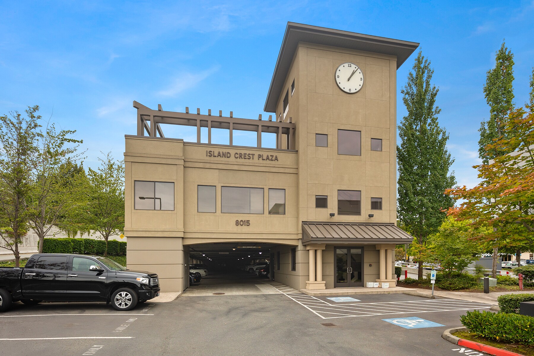 8015 SE 28th St, Mercer Island, WA à louer Photo intérieure– Image 1 sur 9