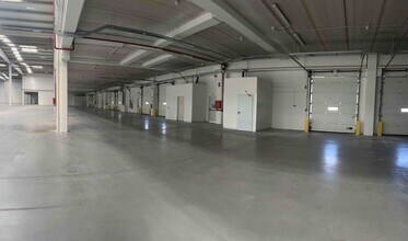 Industriel/Logistique dans Alcobendas, Madrid à louer Photo de l’immeuble– Image 2 sur 11