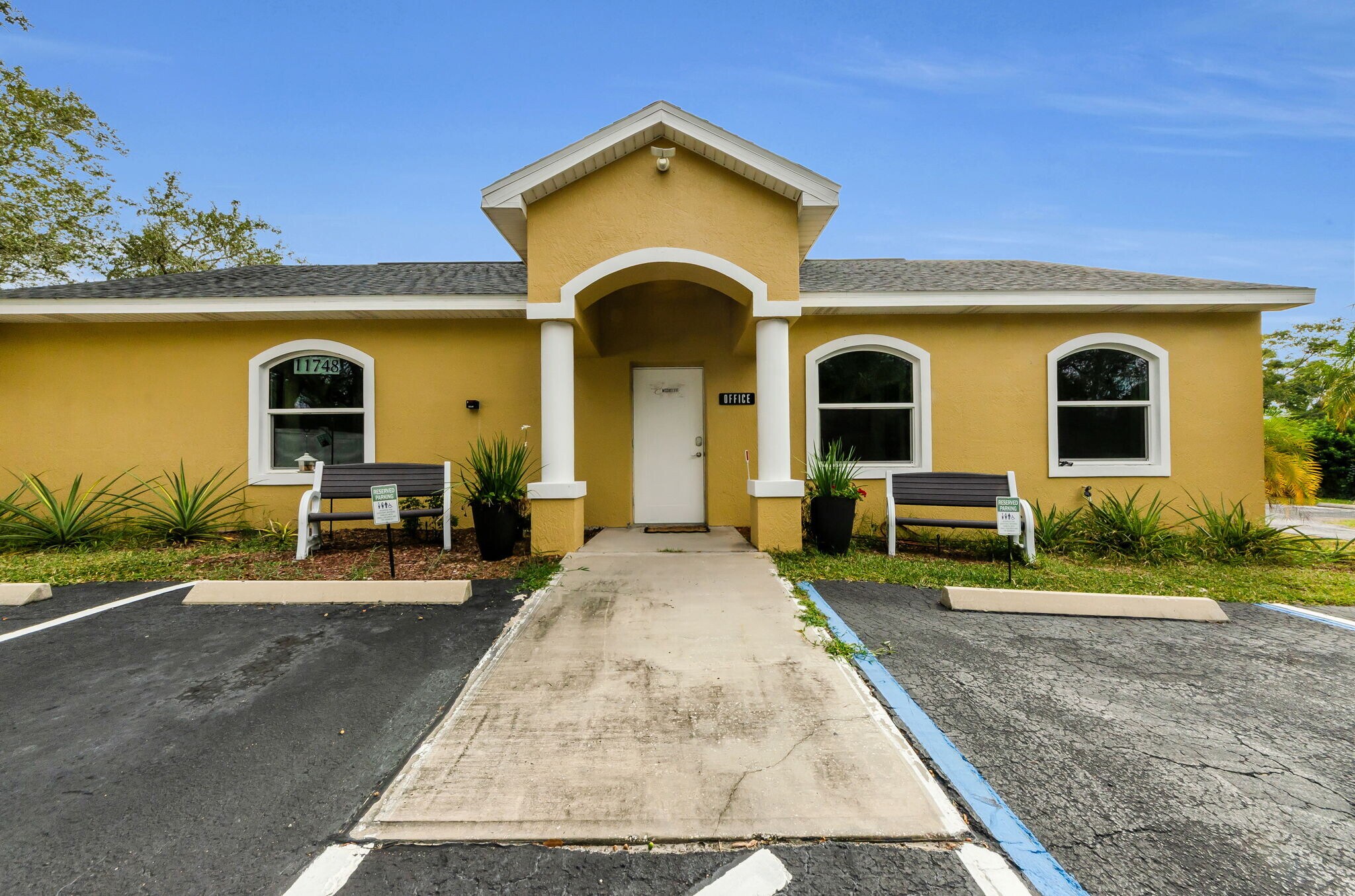 11748 La Madera Blvd, Port Richey, FL à vendre Photo principale– Image 1 sur 94