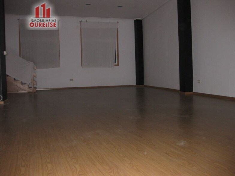 Local commercial dans Ourense, Orense à louer - Photo de l’immeuble – Image 3 sur 7