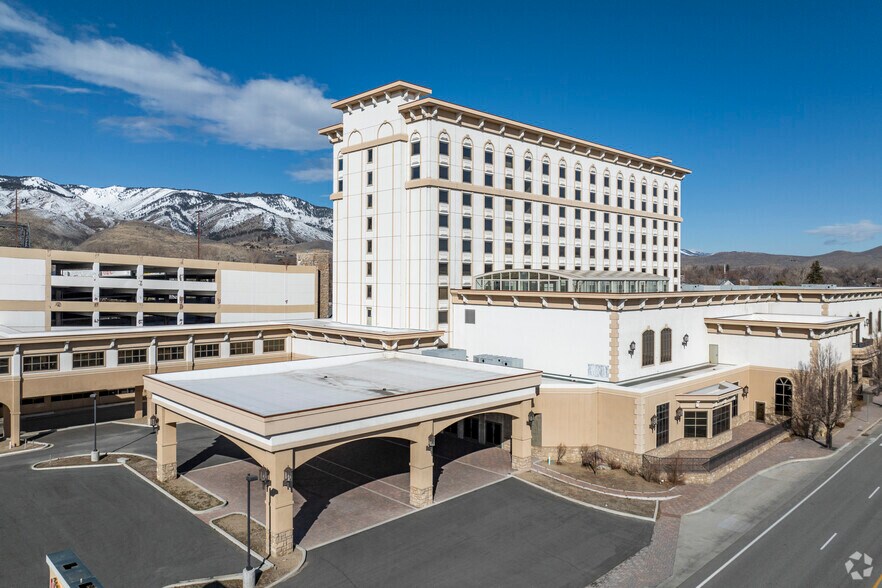 600 S Carson St, Carson City, NV à vendre - Photo de l’immeuble – Image 1 sur 20