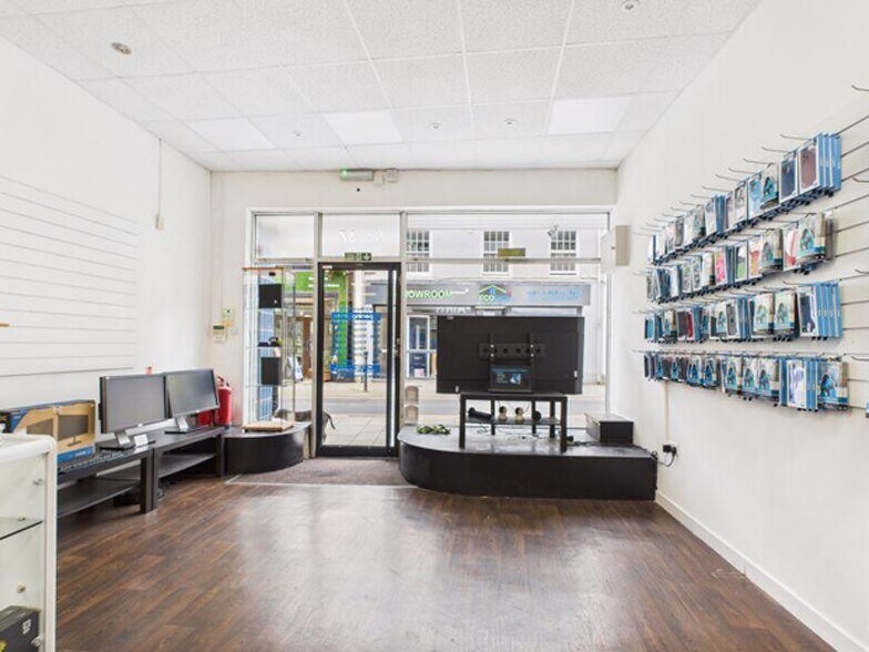 37 King St, Carmarthen à louer - Photo de l’immeuble – Image 3 sur 6