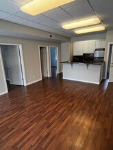 425-427 E Statesville Ave, Mooresville, NC à louer Photo intérieure– Image 2 sur 3