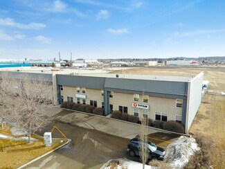 Plus de détails pour 7421 Edgar Industrial Dr, Red Deer, AB - Industriel/Logistique à vendre