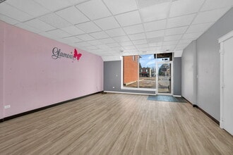 2357 Plainfield Rd, Crest Hill, IL à louer Photo intérieure– Image 1 sur 19