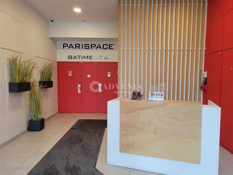 Bureau dans Gennevilliers à louer - Photo de l’immeuble – Image 2 sur 5
