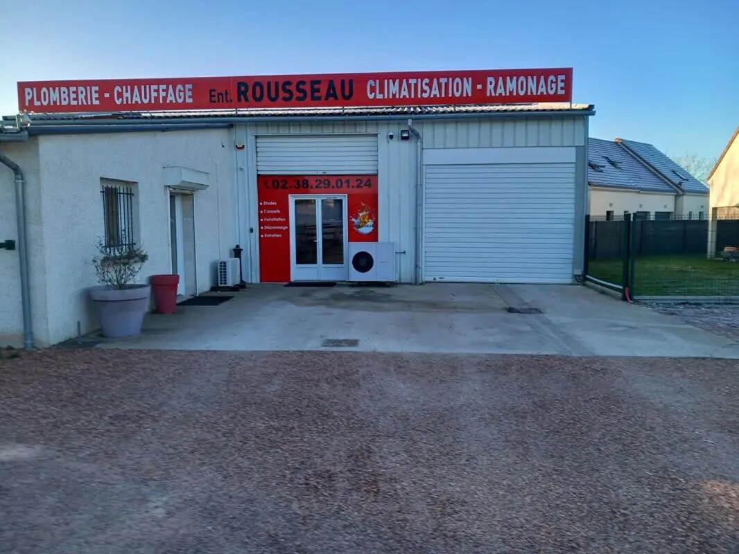 Industriel/Logistique dans Châteauneuf-sur-Loire à vendre Photo de l’immeuble– Image 1 sur 11