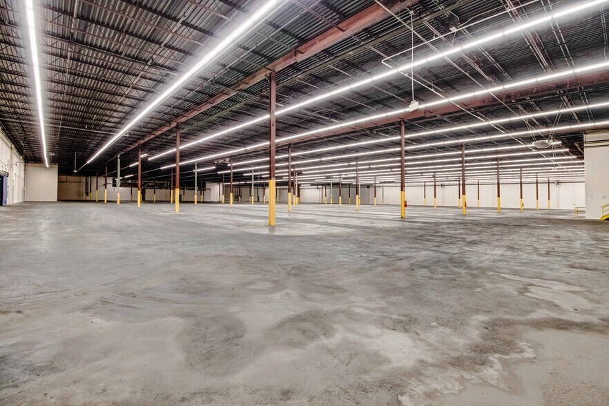 Central Carolina Industrial Park portefeuille de 4 biens à vendre sur LoopNet.fr - Photo de l’immeuble – Image 3 sur 9