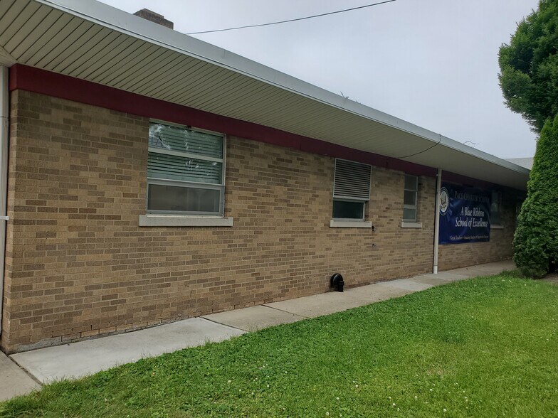 1949 Hamilton Ave, Hamilton, NJ à vendre - Photo de l’immeuble – Image 2 sur 15
