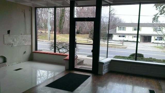 167 Glen Head Rd, Glen Head, NY à louer - Photo de l’immeuble – Image 2 sur 14