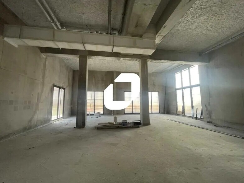 Local commercial dans Bordeaux à vendre - Photo de l’immeuble – Image 1 sur 12