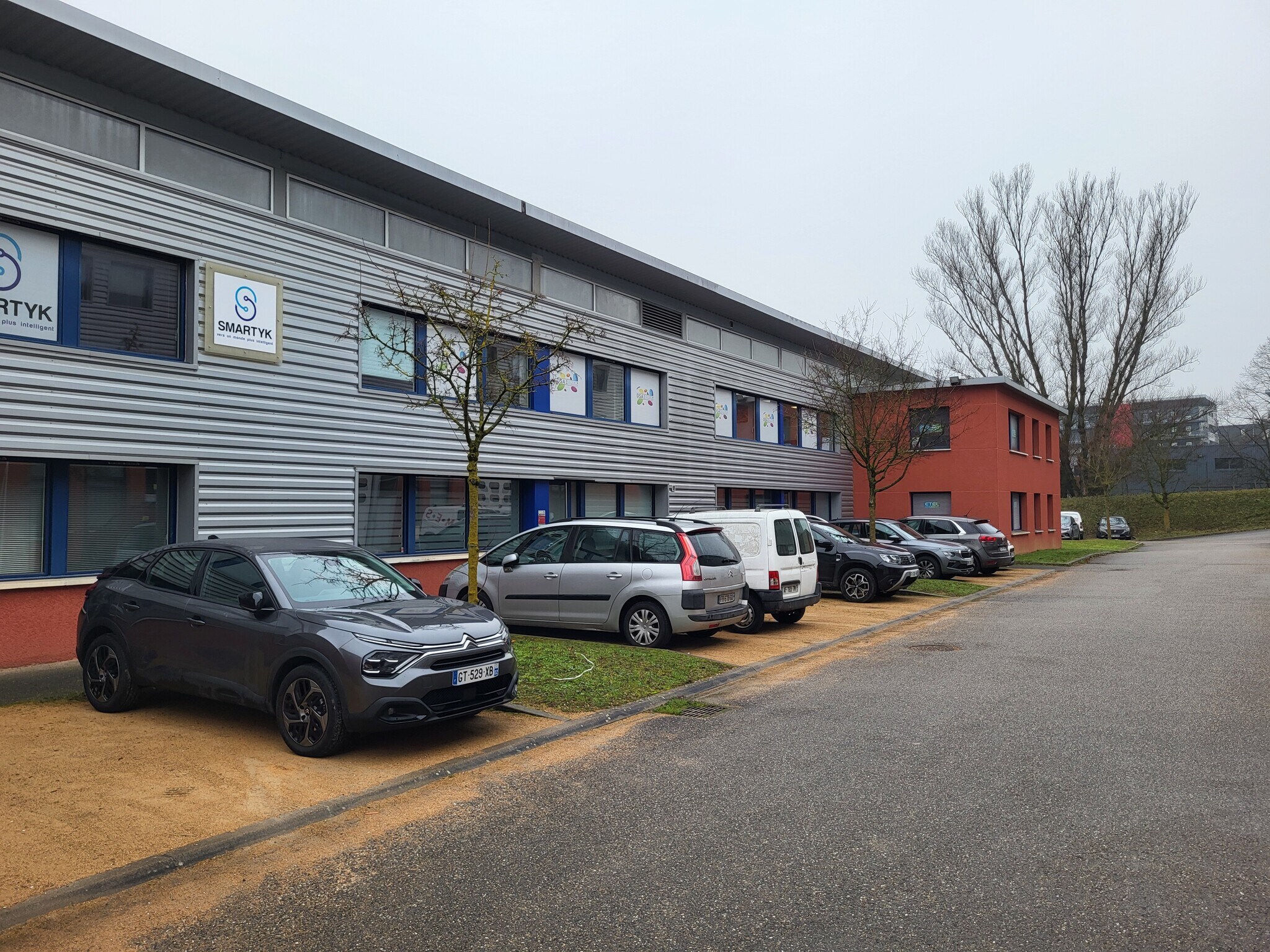 147 Avenue Marcel Merieux, Brignais à vendre Photo de l’immeuble– Image 1 sur 6