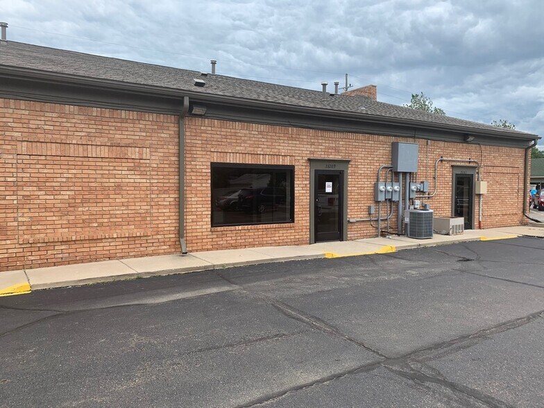 28289-28315 Hoover Rd, Warren, MI à vendre - Photo de l’immeuble – Image 3 sur 8