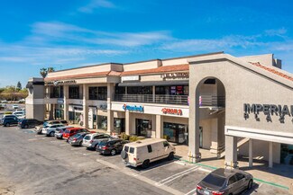 Plus de détails pour 5555-5599 E Santa Ana Canyon Rd, Anaheim, CA - Local commercial à louer
