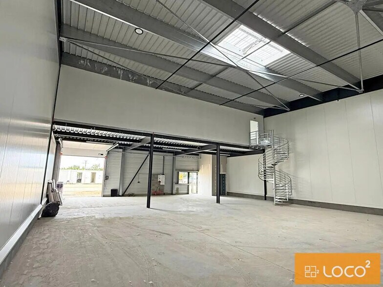 Local d’activités dans Bruguières à louer - Photo intérieure – Image 3 sur 6