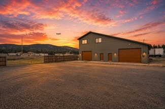 Plus de détails pour 614 W Fairway Blvd, Big Bear City, CA - Industriel/Logistique à vendre