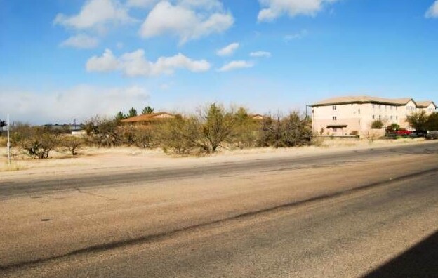 Avenida Escuela Ave, Sierra Vista, AZ à vendre - Photo principale – Image 1 sur 7