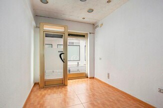 Plus de détails pour Local commercial à louer