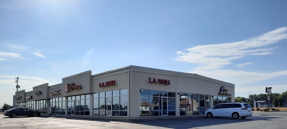 2416 W Mason St, Green Bay, WI à louer - Photo de l’immeuble – Image 3 sur 3