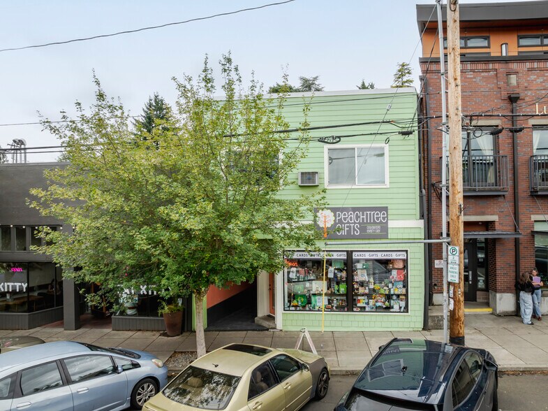 7843 SW Capitol Hwy, Portland, OR à vendre - Photo de l’immeuble – Image 2 sur 4