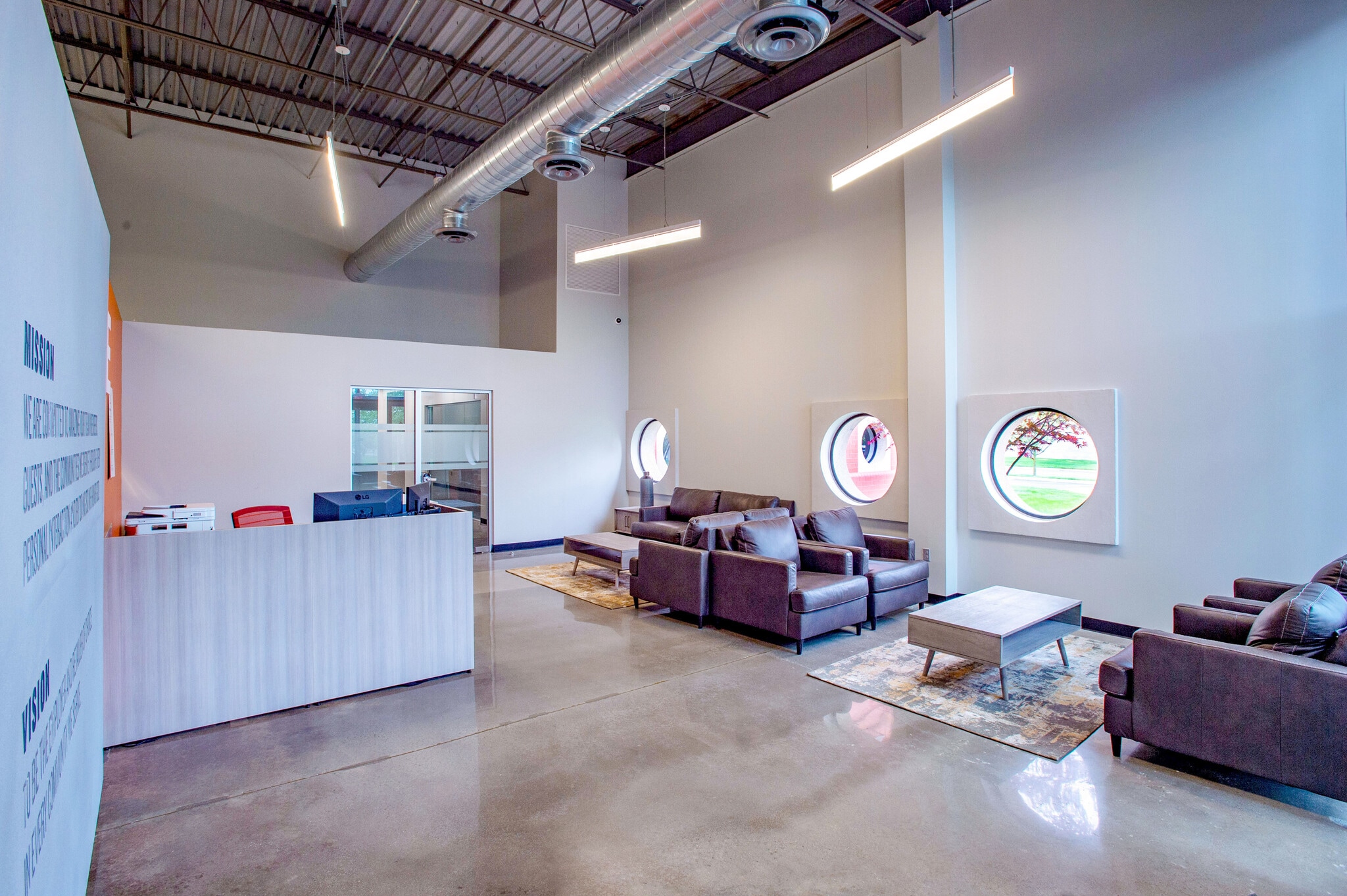 200-298 Fernwood Ave, Edison, NJ à louer Photo principale– Image 1 sur 5