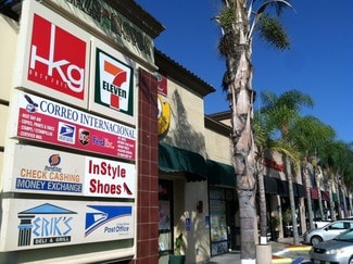 Plus de détails pour 2493-2495 Roll Dr, San Diego, CA - Local commercial à louer