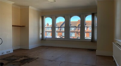 53 Lampton Rd, Hounslow à louer Photo intérieure– Image 2 sur 2