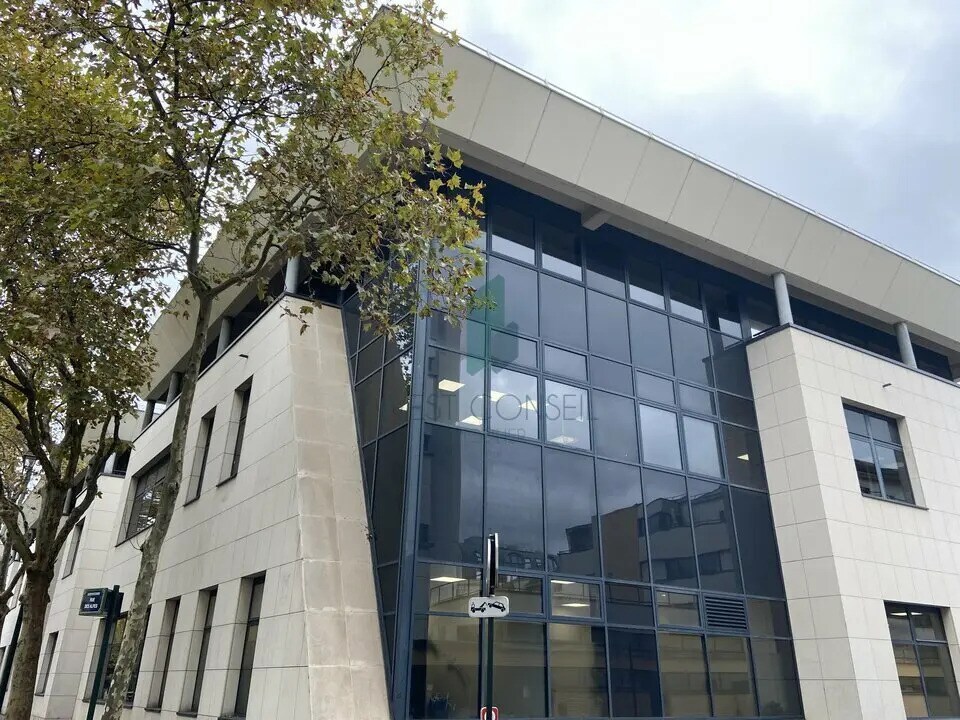 Bureau dans La Garenne-Colombes à vendre Photo de l’immeuble– Image 1 sur 8