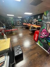 3033 Harbor St, Pittsburg, CA à louer Photo intérieure– Image 2 sur 4