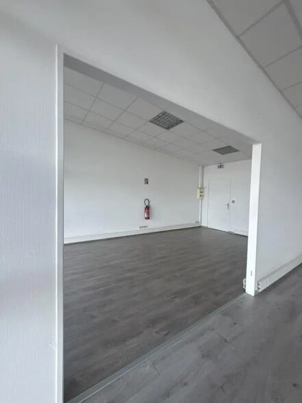 Bureau dans Montauban à louer - Photo de l’immeuble – Image 2 sur 10