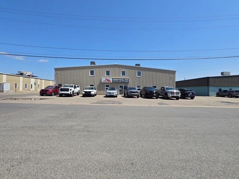 435 Maxwell Cres, Regina, SK à vendre - Photo de l’immeuble – Image 3 sur 5