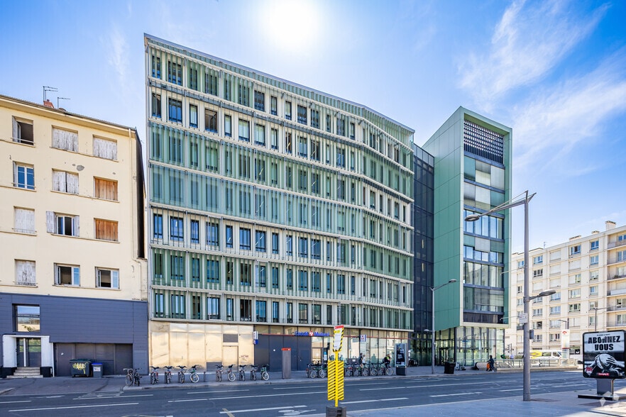 259 Avenue Jean Jaurès, Lyon à louer - Photo de l’immeuble – Image 3 sur 7