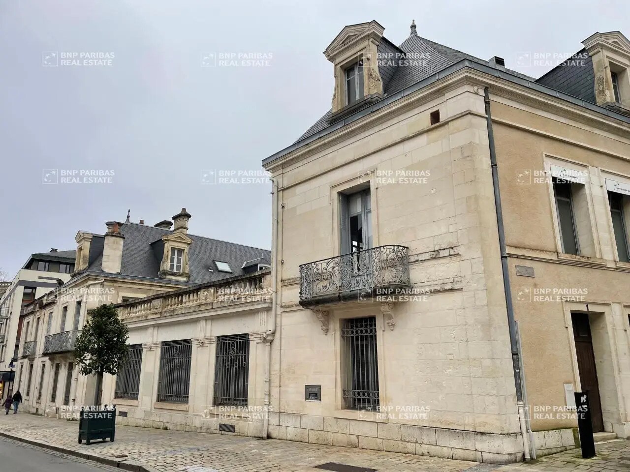 Bureau dans Bourges à vendre Photo principale– Image 1 sur 1