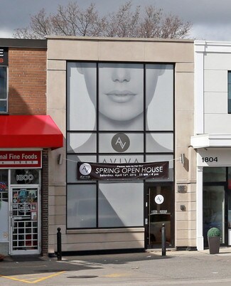 Plus de détails pour 1802 Avenue Rd, Toronto, ON - Local commercial à vendre