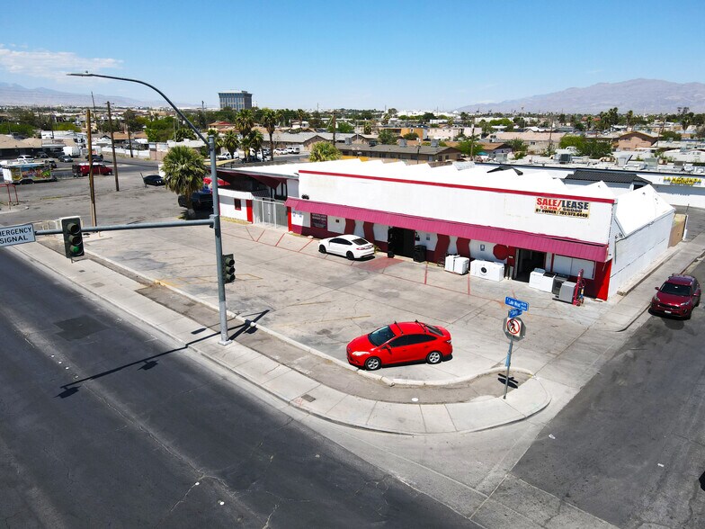2610 E Lake Mead Blvd, North Las Vegas, NV à vendre - Photo de l’immeuble – Image 2 sur 6