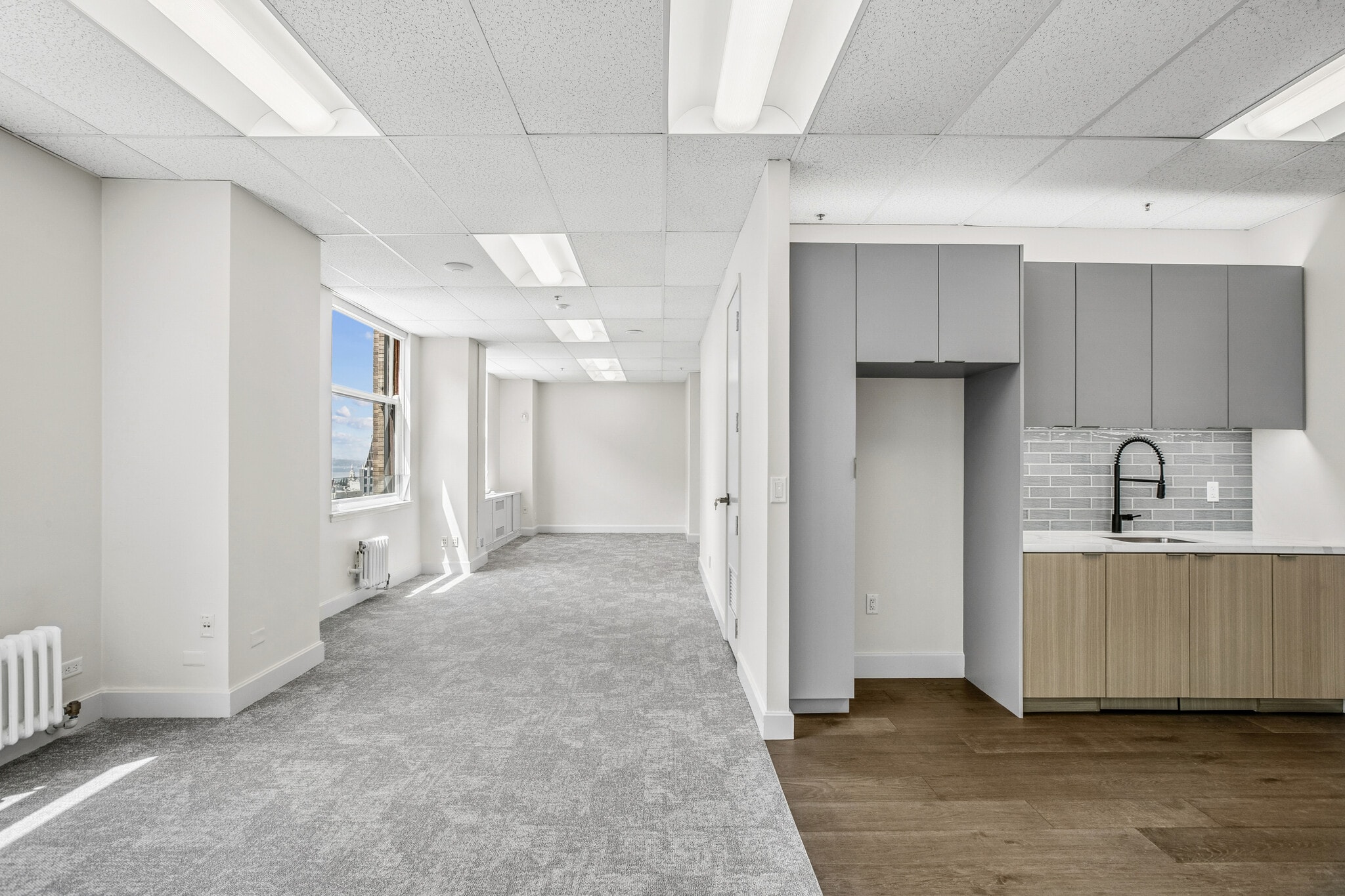 220 Montgomery St, San Francisco, CA à louer Photo intérieure– Image 1 sur 4