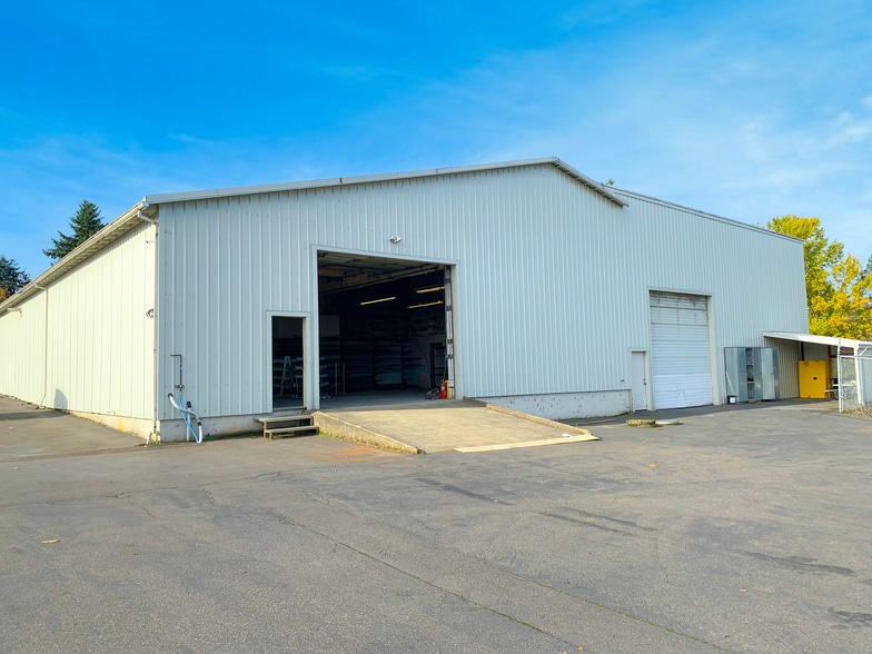 50602 Birch Ave, Scappoose, OR à louer - Photo de l’immeuble – Image 3 sur 3