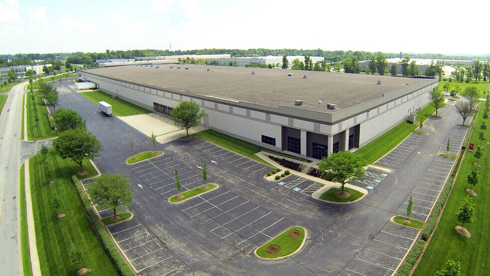 11400 Interchange Dr, Louisville, KY à louer - Photo principale – Image 1 sur 8
