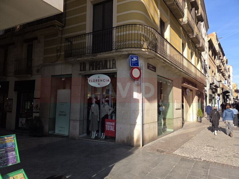 Local commercial dans Reus, Tarragona à louer - Photo principale – Image 1 sur 2